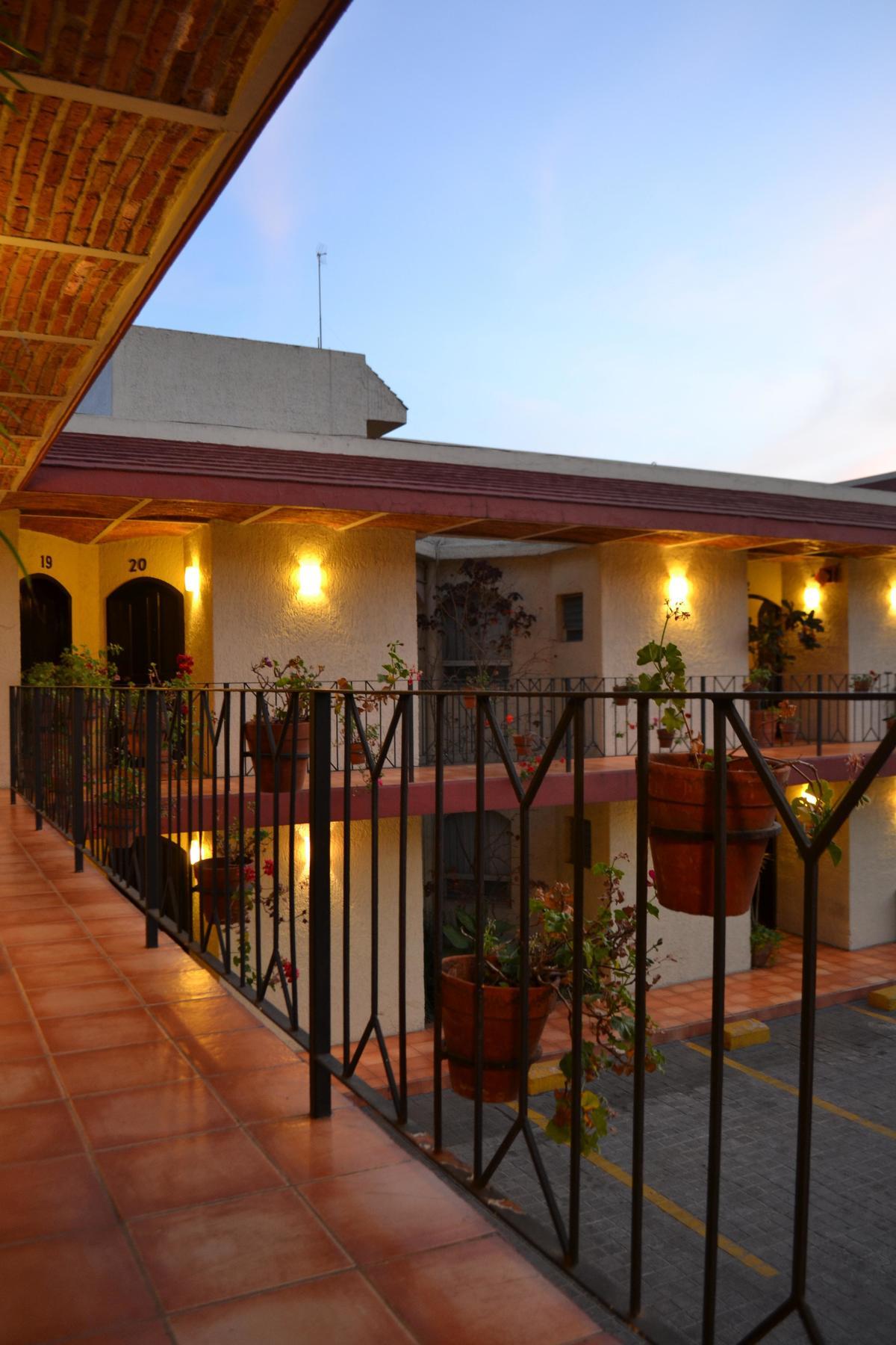 Hotel Villa Del Sol Expo Guadalajara Dış mekan fotoğraf